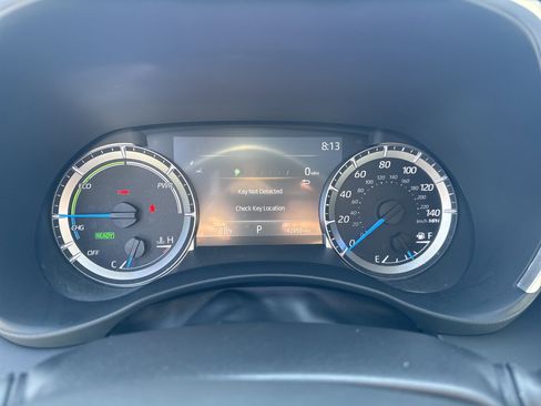 Used 2023 Toyota Highlander Bronze Edition image 19