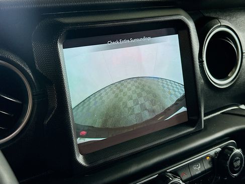 Used 2023 Jeep Wrangler Unlimited Rubicon 4xe w/ Safety Group image 23