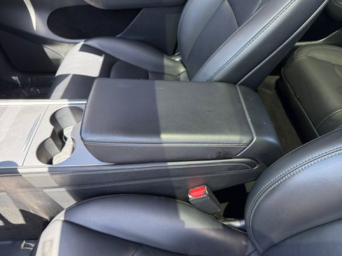 Used 2024 Tesla Model Y Performance AWD/4WD image 14