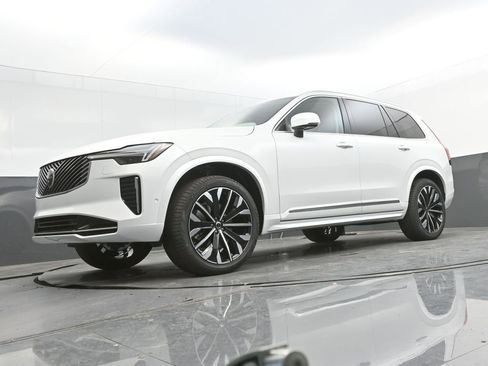 New 2026 Volvo XC90 B6 Ultra w/ Protection Package AWD/4WD image 31