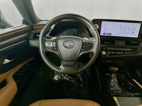 Certified 2025 Lexus ES 300h F Sport image 21