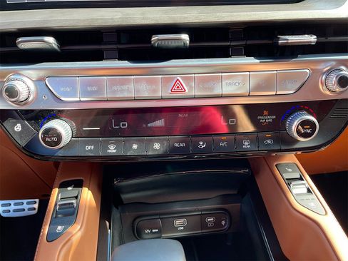 Used 2025 Kia Telluride SX Prestige X-Pro image 16