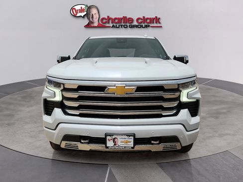 New 2026 Chevrolet Silverado 1500 High Country AWD/4WD image 8