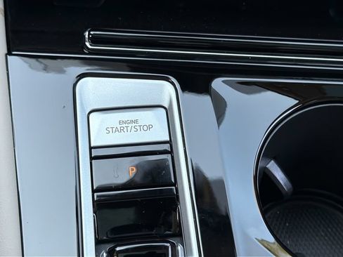 Certified 2026 Volkswagen Atlas SEL AWD/4WD image 40