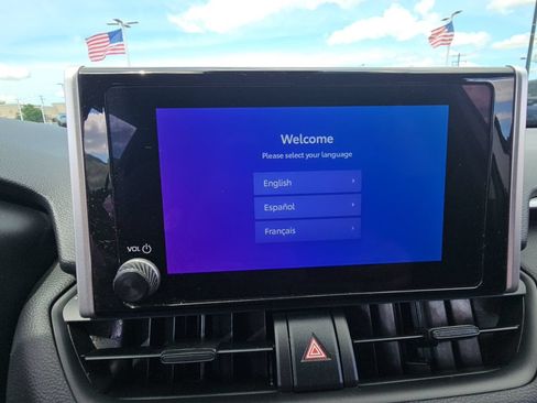 Certified 2025 Toyota RAV4 XLE AWD/4WD image 16
