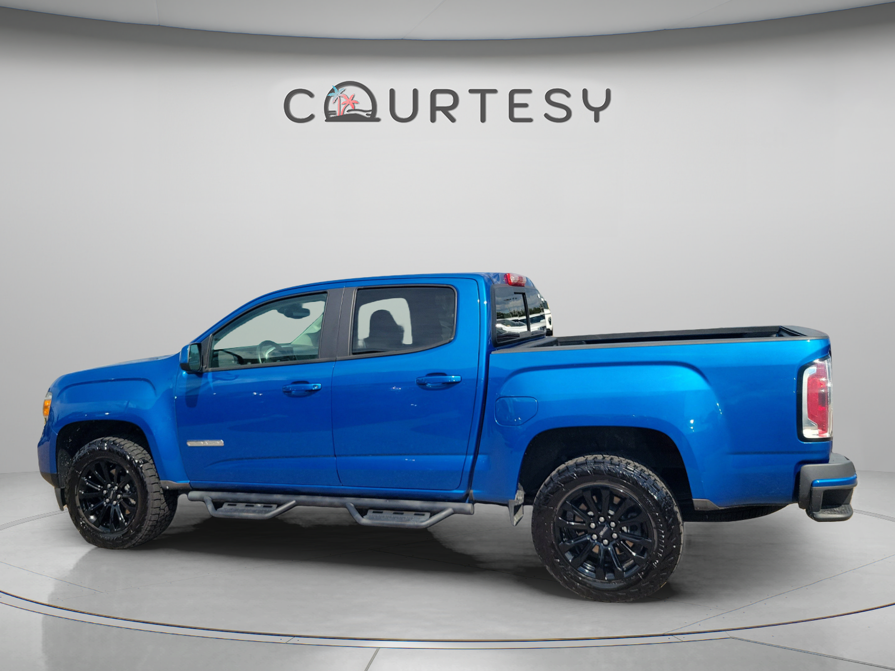 Used 2022 GMC Canyon Elevation w/ Driver Alert Package RWD image 2