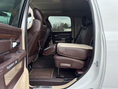 Used 2016 RAM 3500 Laramie Longhorn image 21