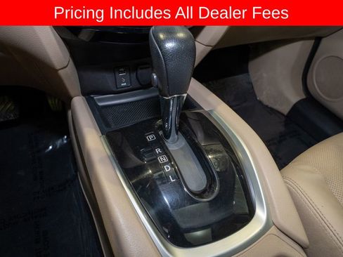 Used 2016 Nissan Rogue SL w/ SL Premium Package AWD/4WD image 17