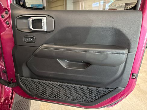 Used 2021 Jeep Wrangler Unlimited Sahara w/ Cold Weather Group image 55