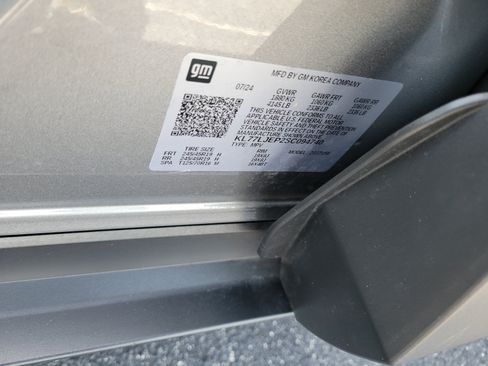 Used 2025 Chevrolet Trax RS w/ Sunroof Package FWD image 46