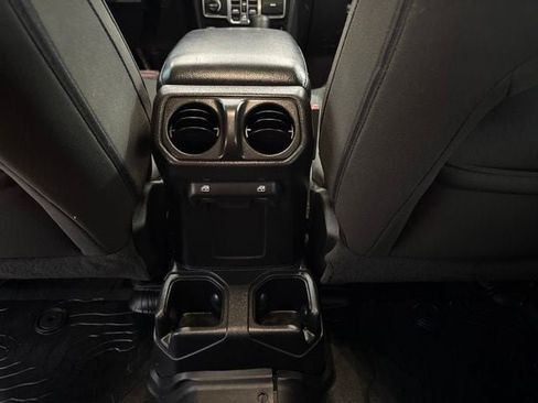 Used 2021 Jeep Wrangler Unlimited Sport AWD/4WD image 41