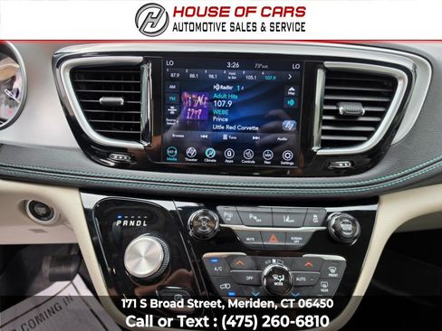 Used 2018 Chrysler Pacifica Limited w/ Advanced Safetytec Group FWD image 34
