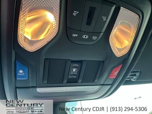 Used 2023 RAM 1500 Big Horn AWD/4WD image 23