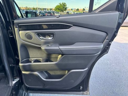 Certified 2025 Honda Pilot Elite image 39