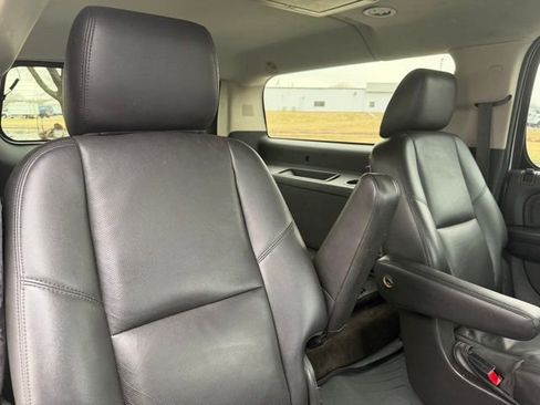 Used 2014 GMC Yukon XL Denali image 11