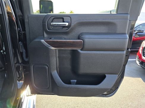 Used 2020 GMC Sierra 2500 SLT w/ SLT Premium Plus Package image 31