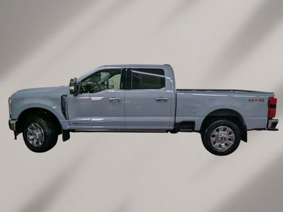 New 2026 Ford F350 Lariat w/ Lariat Ultimate Package