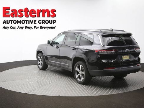 Used 2023 Jeep Grand Cherokee L Limited w/ Luxury Tech Group II AWD/4WD image 69