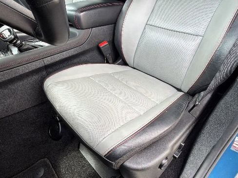 Used 2023 Dodge Durango GT RWD image 15