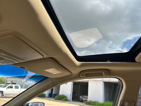 Used 2012 Honda Accord EX-L image 17