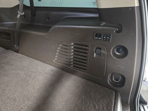 Used 2019 GMC Yukon XL Denali w/ Open Road Package image 51