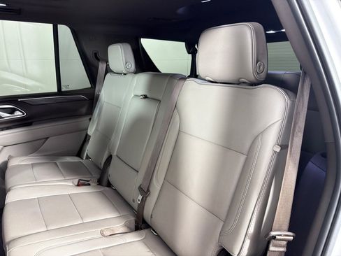 Used 2021 GMC Yukon SLT w/ SLT Premium Package AWD/4WD image 21