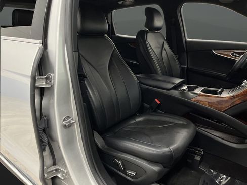 Used 2019 Lincoln Nautilus Reserve w/ Ultimate Package image 33