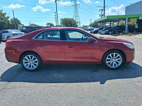 Used 2013 Chevrolet Malibu LT FWD image 4