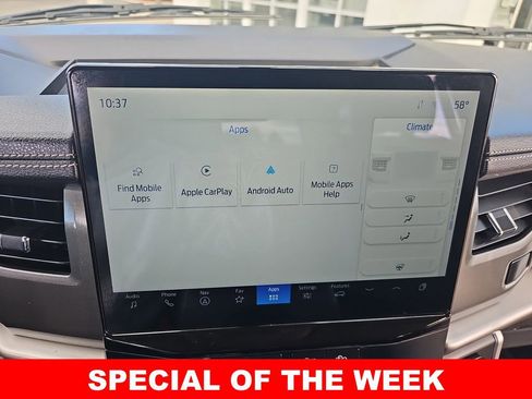 Used 2024 Ford Expedition XLT image 23