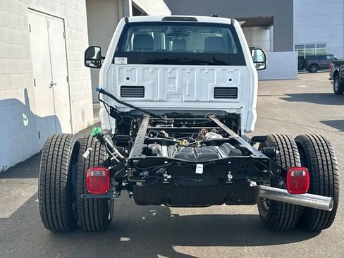 New 2026 Ford F350 XL w/ XL Chrome Package image 4