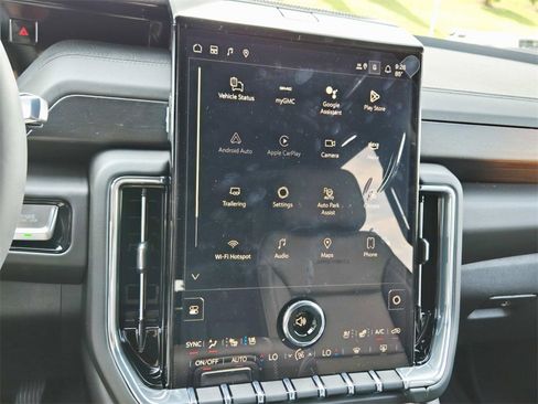 New 2025 GMC Yukon Denali w/ Denali Reserve Package image 27