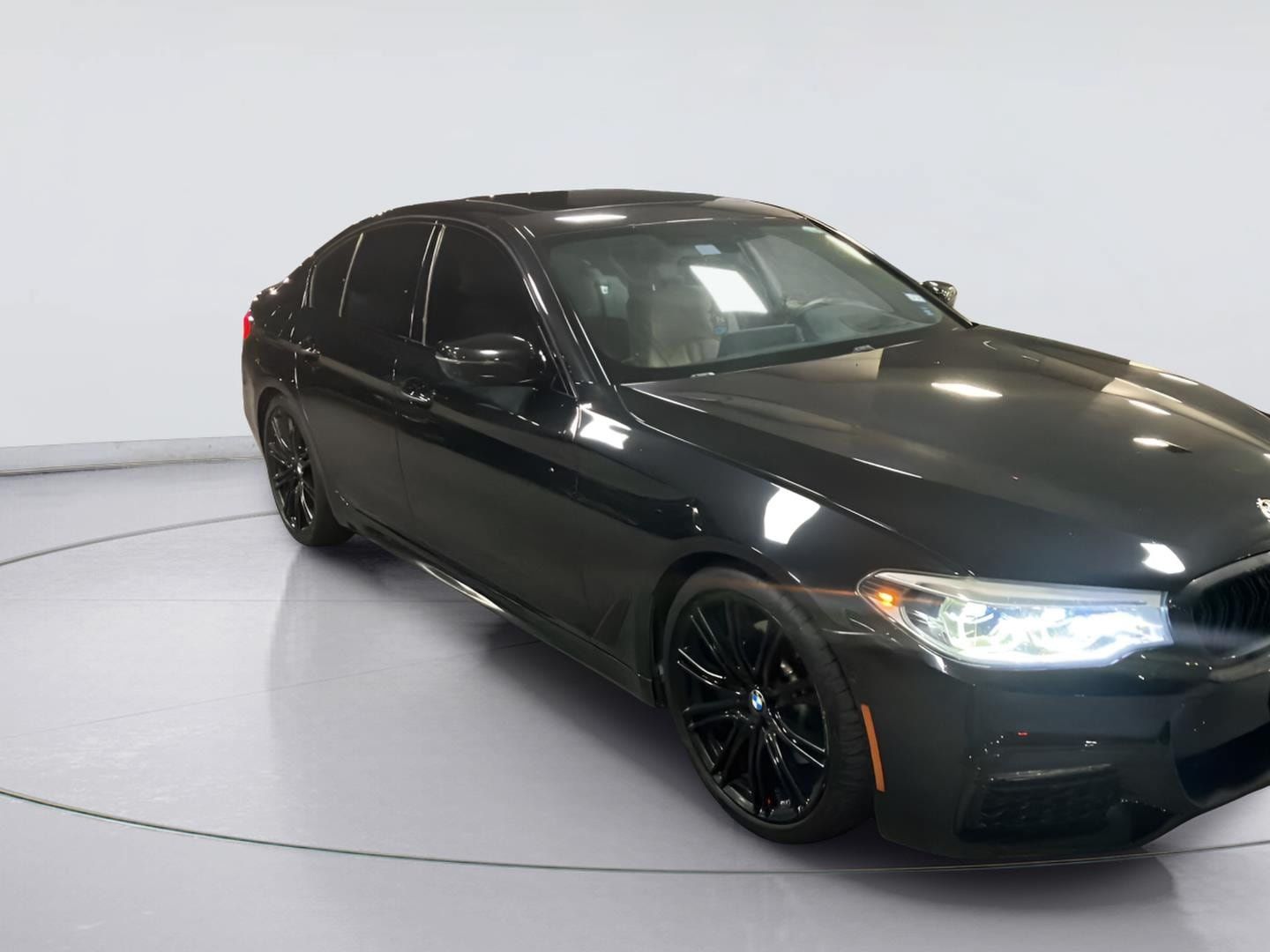 Used 2017 BMW 540i RWD image 1