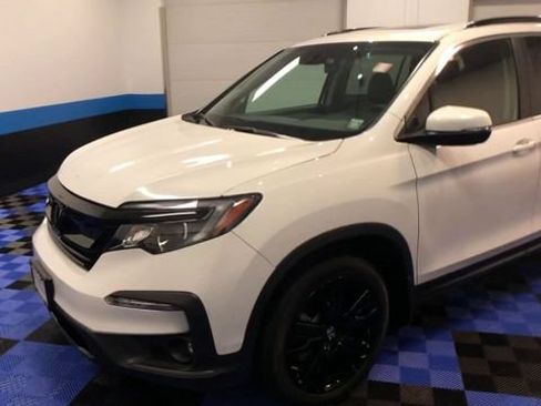 Used 2022 Honda Pilot Touring image 4