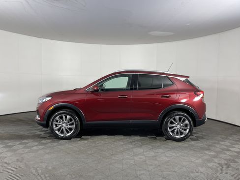 Used 2023 Buick Encore GX Essence w/ Experience Buick Package image 3