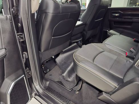 Used 2024 RAM 2500 Laramie w/ Safety Group AWD/4WD image 34