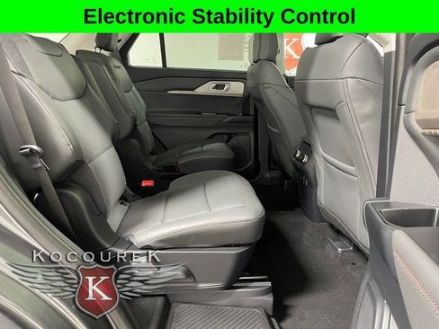 New 2026 Ford Explorer Active w/ Active Comfort Package AWD/4WD image 22