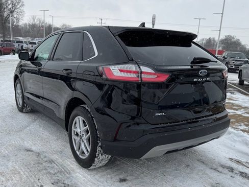 Used 2024 Ford Edge SEL w/ Convenience Package image 6