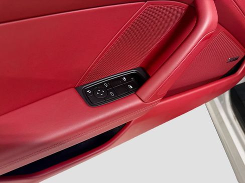 Certified 2025 Porsche 911 Targa 4 GTS AWD/4WD image 19