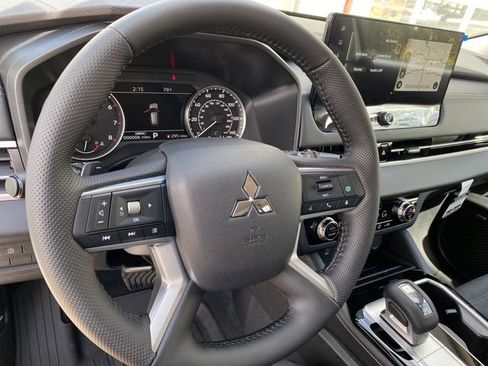 New 2026 Mitsubishi Outlander Trail Edition AWD/4WD image 12
