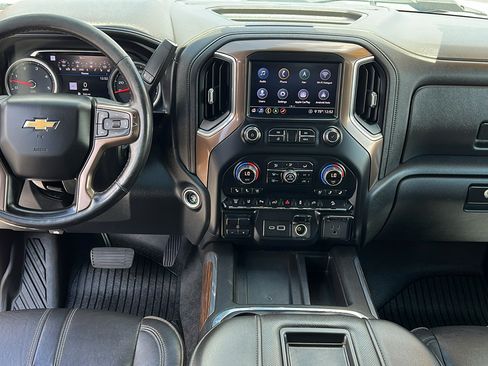 Used 2020 Chevrolet Silverado 3500 High Country w/ Z71 Off-Road Package AWD/4WD image 18