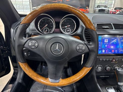 Used 2009 Mercedes-Benz SLK 300 image 16