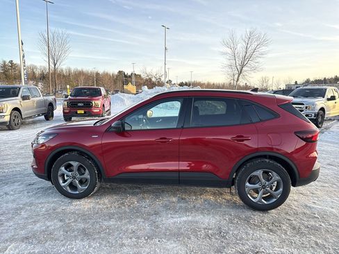 Used 2025 Ford Escape ST-Line w/ Tech Pack #1 image 9