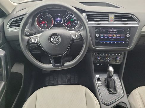 Used 2021 Volkswagen Tiguan SE R-Line FWD image 22