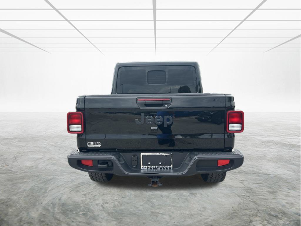 Used 2025 Jeep Gladiator Sport AWD/4WD image 5