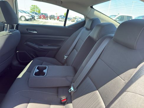 Used 2019 Nissan Altima 2.5 SV AWD/4WD image 32