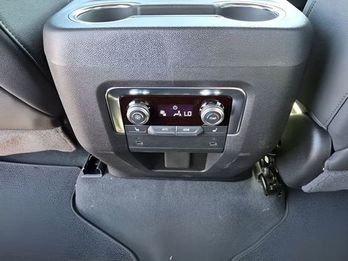 New 2026 GMC Yukon XL AT4 w/ AT4 Preferred Package image 21