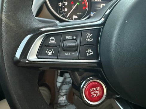 Used 2022 Alfa Romeo Stelvio Quadrifoglio w/ Active Assist Plus Package image 44