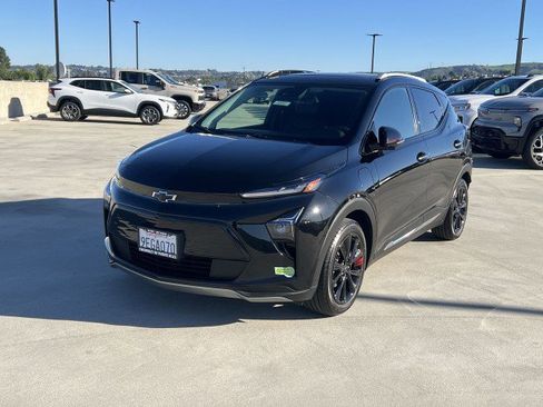 Used 2023 Chevrolet Bolt EUV Premier w/ Sun & Sound Package image 1