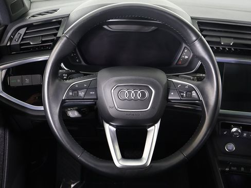 Used 2020 Audi Q3 2.0T Premium Plus w/ Premium Plus Package image 42