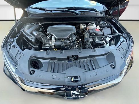 Used 2025 Chevrolet Blazer RS image 32